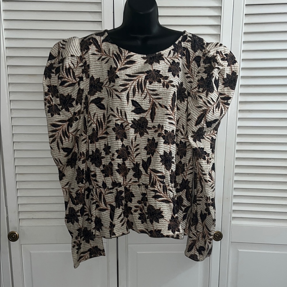 NWT Eloquii exaggerated puff sleeve floral blouse